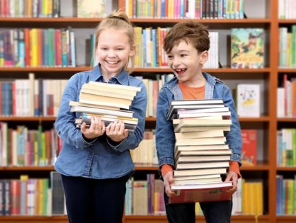 Weltkinderbuchtag: Abenteuer Vorlesen - Buchtipp: "Ferien im Schrank"