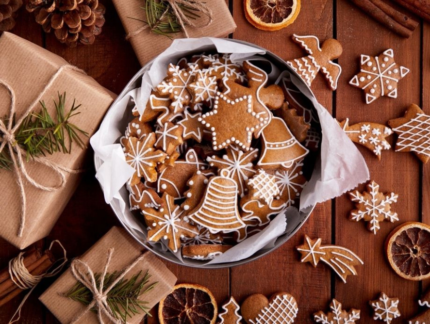 Essbare Weihnachtsdeko: Mit Snacks & Selbstgebackenem dekorieren